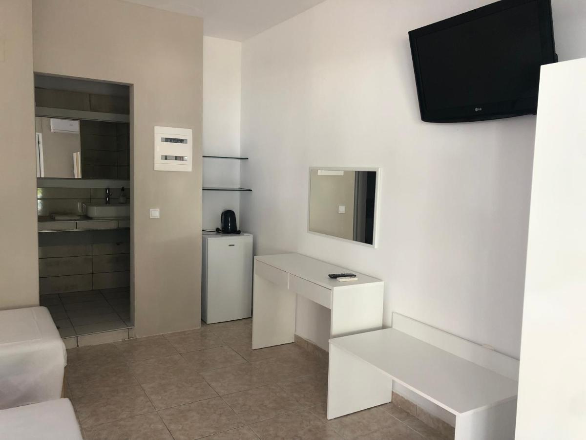 Sotiris Rooms Фалираки Экстерьер фото