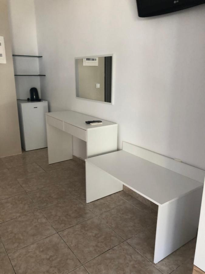 Sotiris Rooms Фалираки Экстерьер фото
